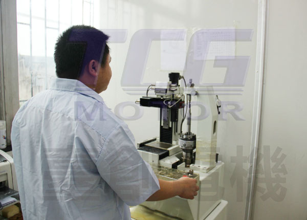 齒輪精度檢測(cè)儀